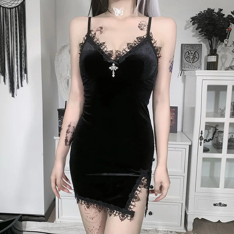Luna Gothic Lace Velvet Mini Dress – Vintage Slit Party Slip