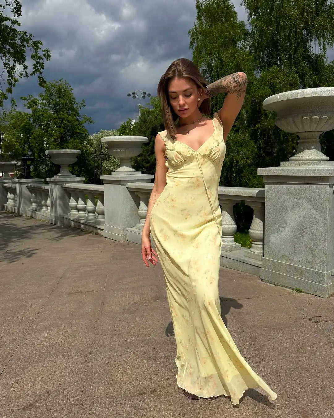 Cryptographic Elegant Plunging Neck Floral Maxi Dress - Fairycore Backless Summer Vacation Aesthetic Sun Dress